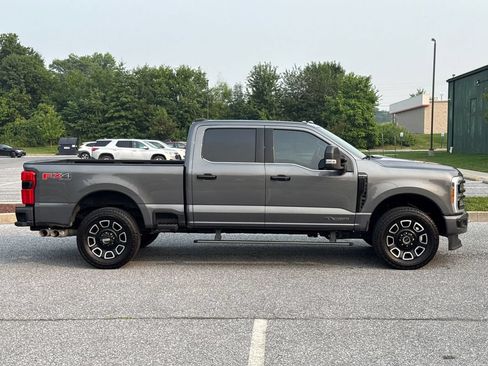 Used 2023 Ford F250 Platinum AWD/4WD image 8