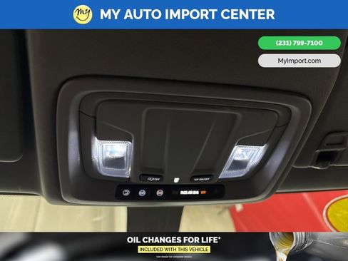 Used 2022 Chevrolet Silverado 2500 LT w/ Convenience Package image 23