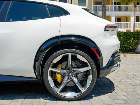 Used 2026 Ferrari Purosangue image 16