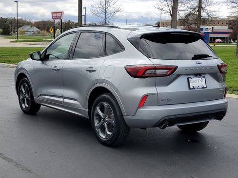Certified 2024 Ford Escape ST-Line w/ Tech Pack #1 AWD/4WD image 4