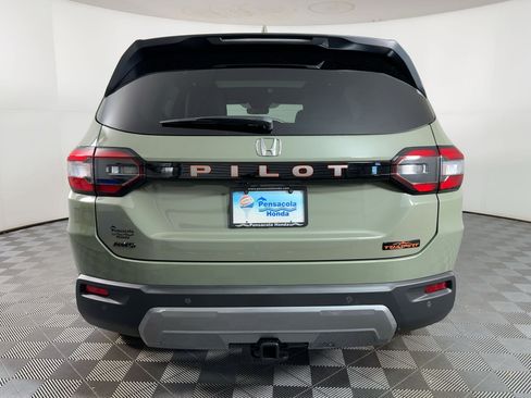 New 2026 Honda Pilot TrailSport image 7