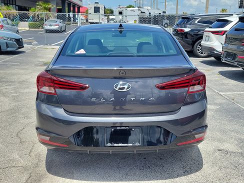Used 2020 Hyundai Elantra SEL w/ Cargo Package (C1) FWD image 5
