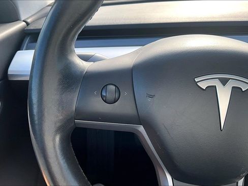 Used 2018 Tesla Model 3 Long Range AWD/4WD image 15
