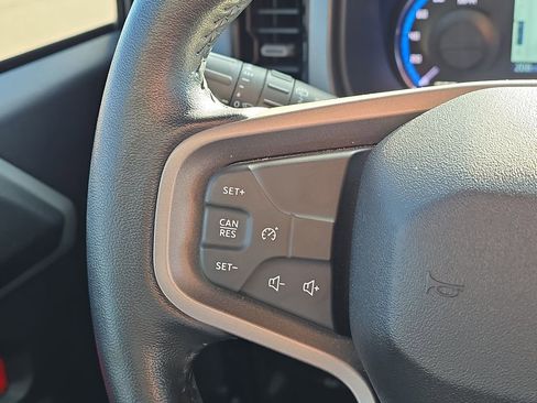 Used 2023 Ford Bronco Big Bend image 17