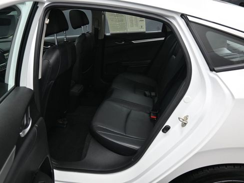 Used 2019 Honda Civic EX-L image 27
