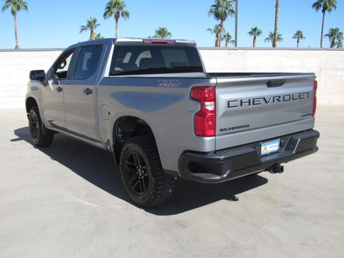 Used 2024 Chevrolet Silverado 1500 Custom Trail Boss w/ LPO, Dark Essentials Package image 6