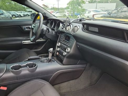 Used 2016 Ford Mustang Coupe w/ Equipment Group 051A RWD image 28
