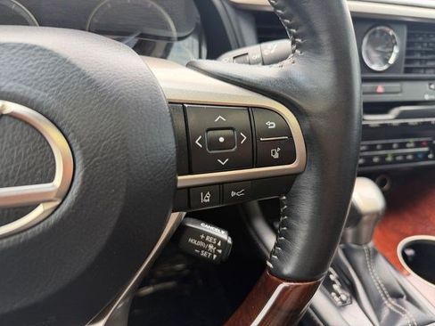 Used 2019 Lexus RX 350L FWD image 23