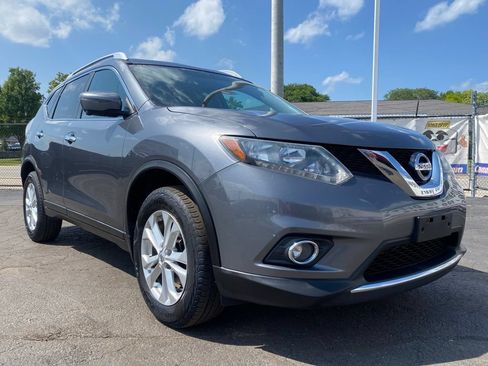 Used 2016 Nissan Rogue SV AWD/4WD image 31
