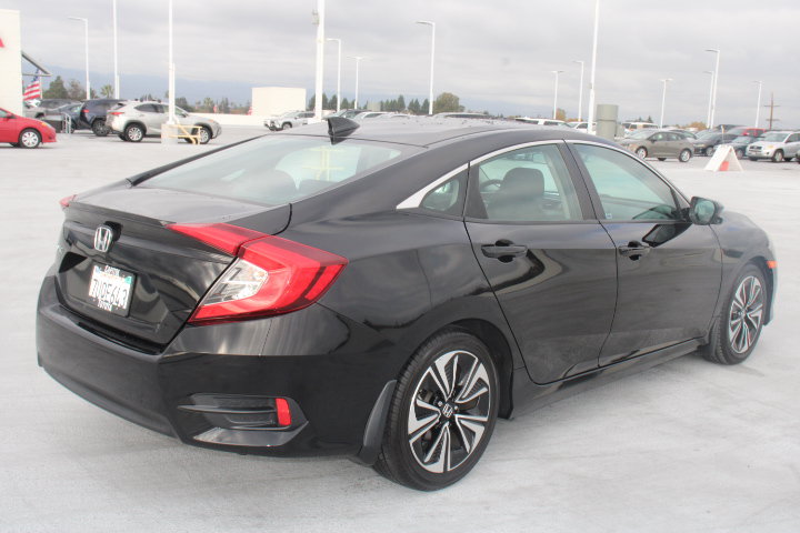 Used 2016 Honda Civic EX-T image 3