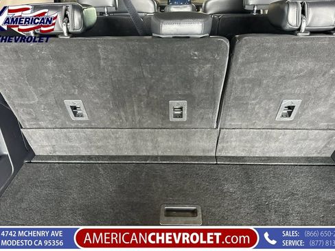 Used 2024 Ford Expedition XLT AWD/4WD image 19