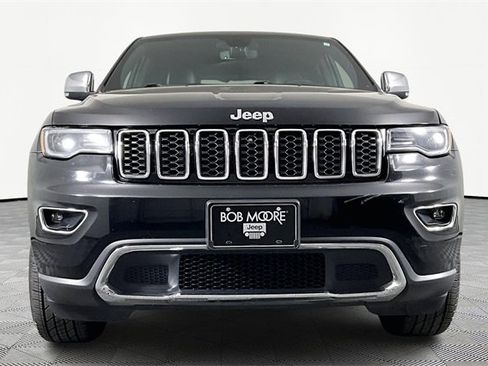 Used 2019 Jeep Grand Cherokee Limited w/ Luxury Group II image 2