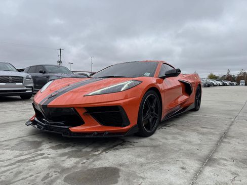 Used 2020 Chevrolet Corvette 2LT w/ 2LT Preferred Equipment Group image 3