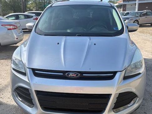 Used 2014 Ford Escape SE image 3
