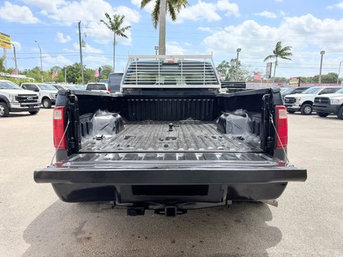 Used 2015 Ford F350 XL w/ Power Equipment Group AWD/4WD image 4
