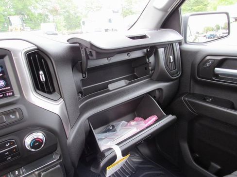 New 2025 GMC Sierra 1500 Pro w/ Pro Value Package AWD/4WD image 19
