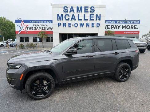 Used 2025 Jeep Grand Cherokee L Limited w/ Black Appearance Package AWD/4WD image 1