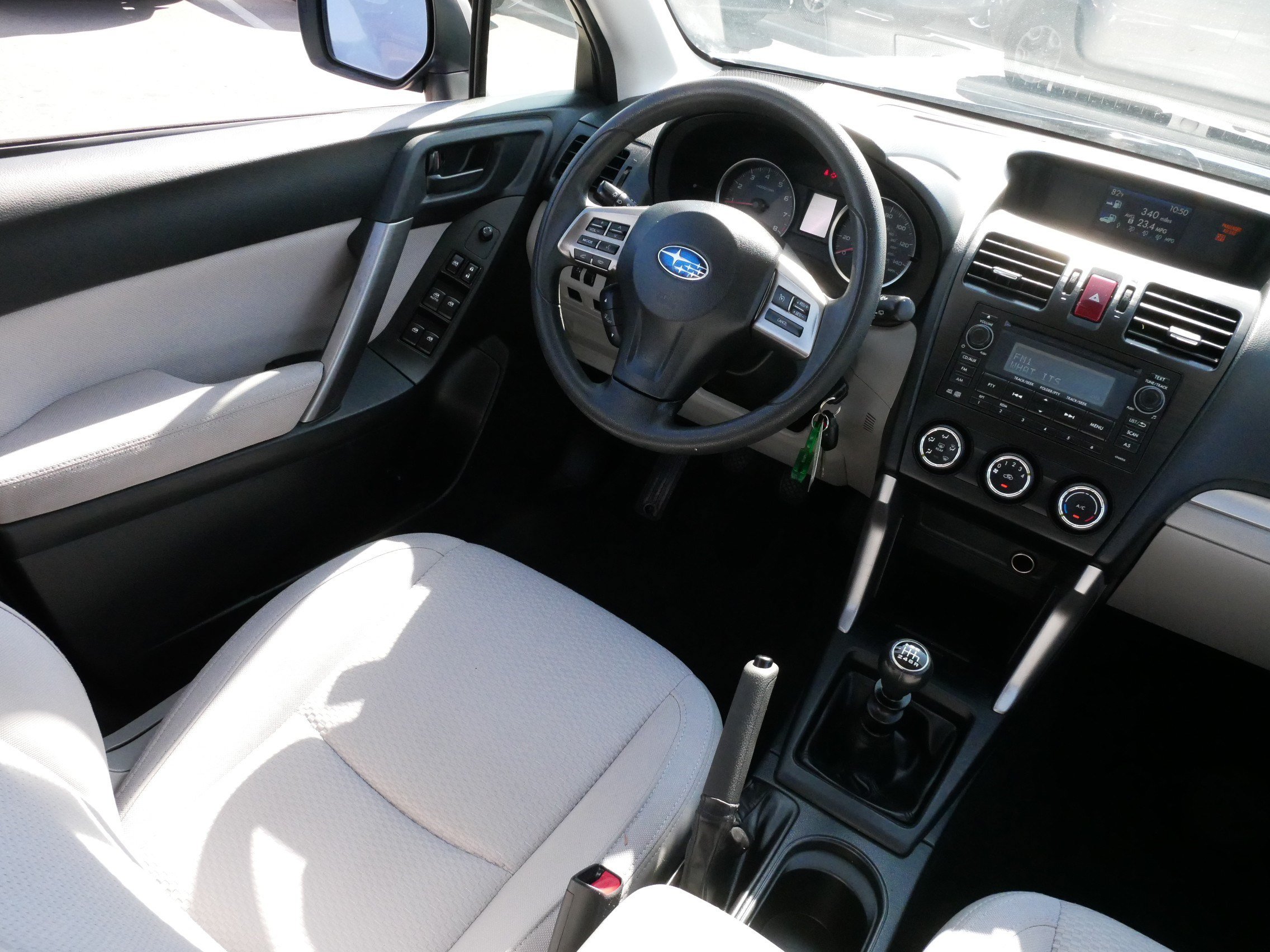Used 2015 Subaru Forester 2.5i AWD/4WD image 9