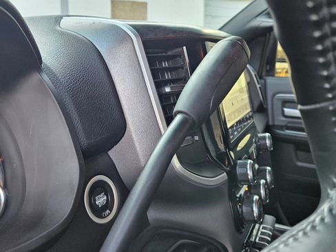 Used 2023 RAM 2500 Big Horn w/ Level 1 Equipment Group image 21