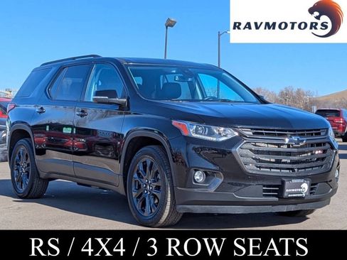 Used 2021 Chevrolet Traverse RS image 1
