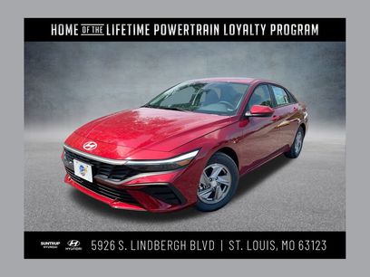 Used 2025 Hyundai Elantra SE
