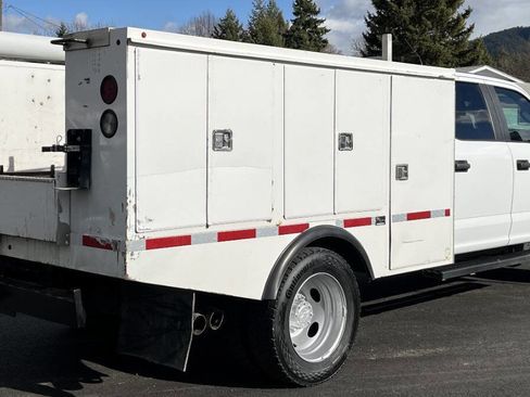 Used 2018 Ford F550 4x4 Crew Cab Super Duty image 5