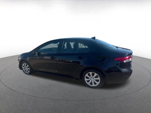 Used 2025 Toyota Corolla LE FWD image 10