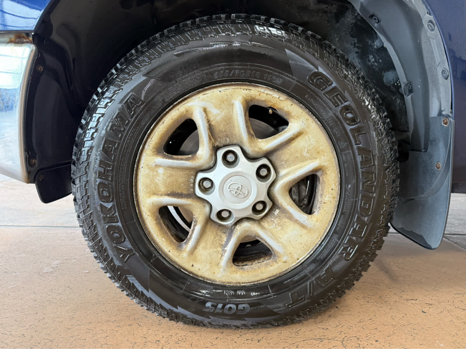 Used 2013 Toyota Tundra 4x4 CrewMax w/ Tow Pkg image 8