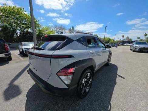 Used 2024 Hyundai Kona SEL FWD image 3