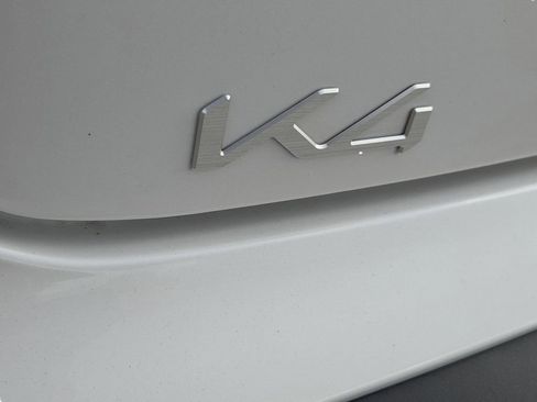 New 2025 Kia K4 EX image 11