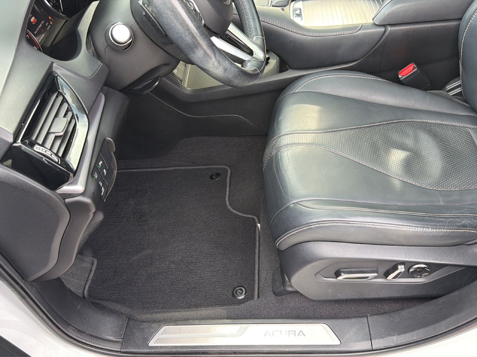 Used 2021 Acura RDX w/ Technology Package FWD image 32