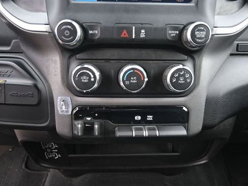 Used 2024 RAM 3500 Big Horn image 36