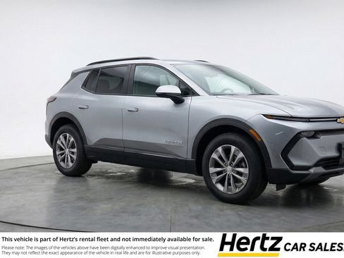 Used 2025 Chevrolet Equinox LT image 1