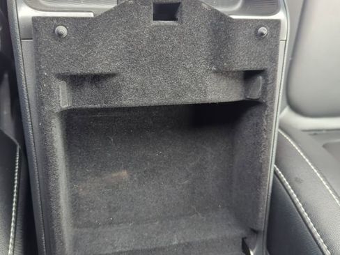 Used 2024 Jeep Grand Cherokee Limited image 40