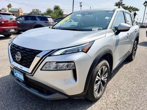 Certified 2023 Nissan Rogue SV image 3