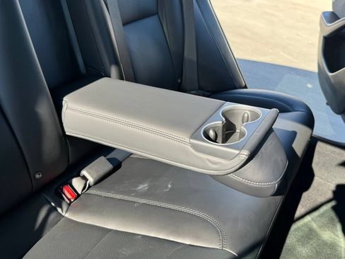 Used 2025 Tesla Model 3 RWD image 18