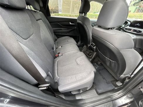 Used 2023 Hyundai Santa Fe SEL image 12