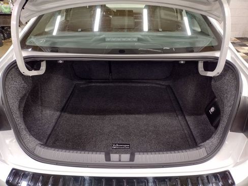 Used 2025 Volkswagen Jetta S image 16