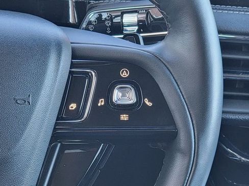 Used 2023 Lincoln Corsair Reserve w/ Equipment Group 201A image 31