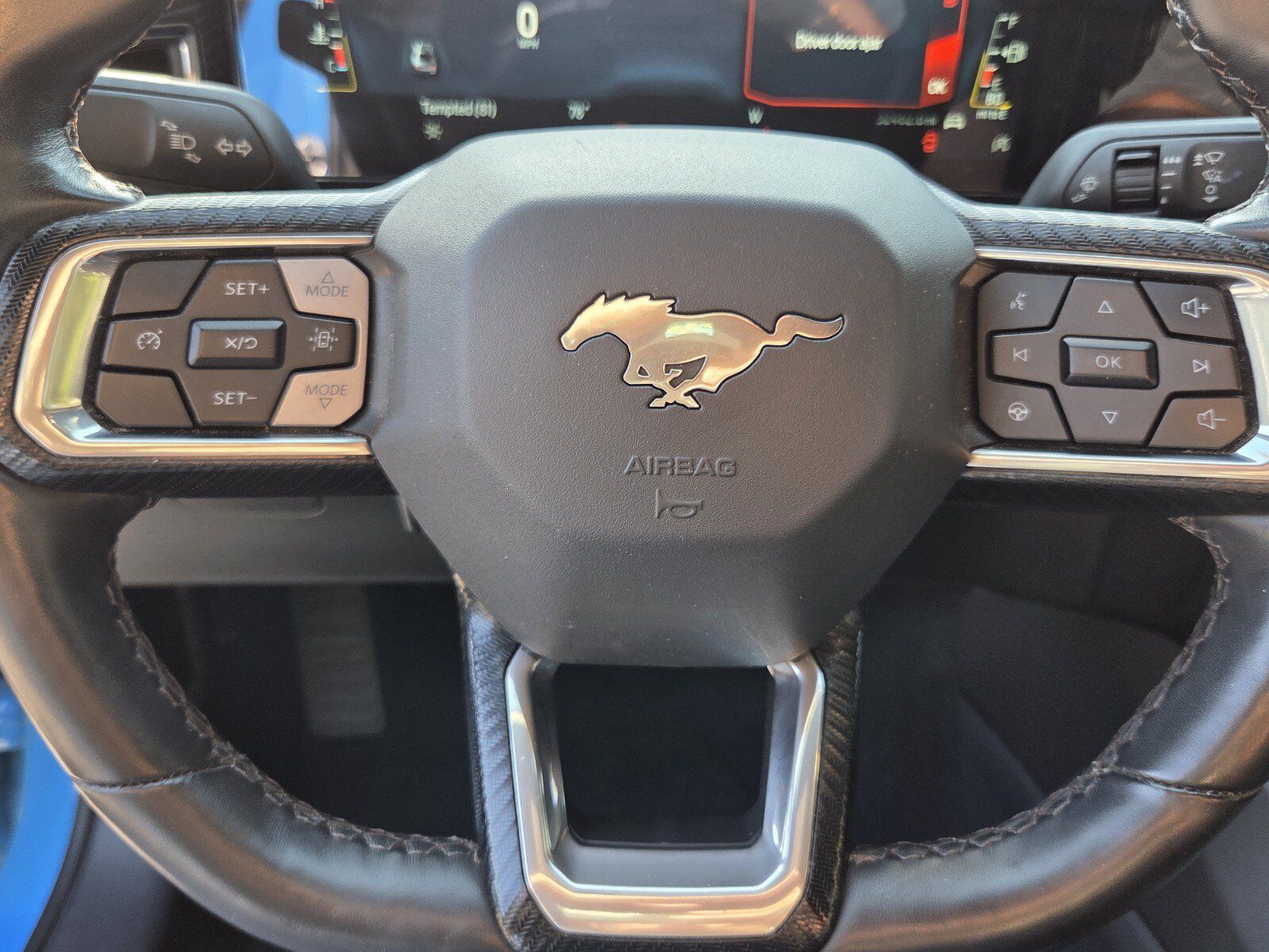 Used 2025 Ford Mustang Premium RWD image 33