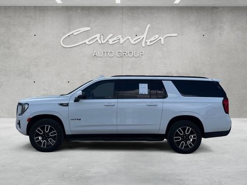 Used 2021 GMC Yukon XL AT4 w/ Rear Media and Nav Package AWD/4WD image 13