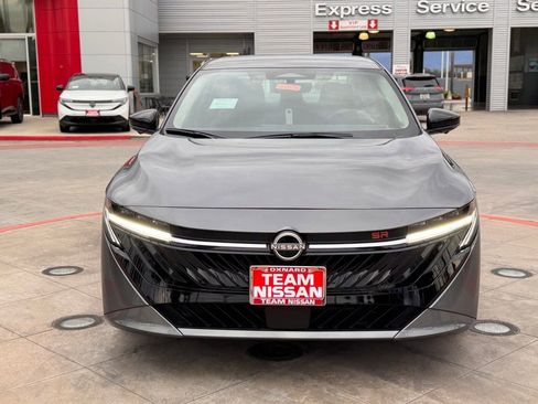 New 2026 Nissan Sentra SR image 3