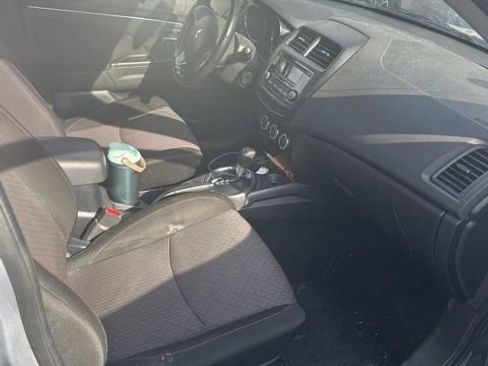 Used 2017 Mitsubishi Outlander Sport ES image 6