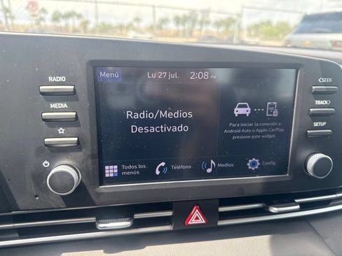 Used 2025 Hyundai Elantra SE w/ Cargo Package FWD image 16