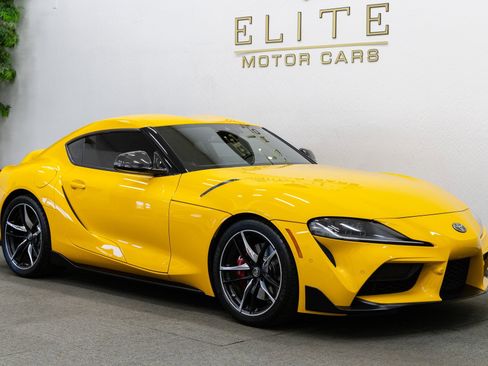 Used 2021 Toyota Supra Premium w/ Driver Assist Package image 7