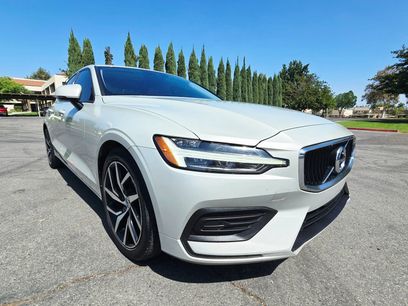 Used 2019 Volvo S60 T6 Momentum