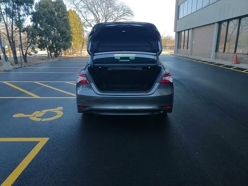 Certified 2020 Toyota Camry LE w/ Convenience Package image 7