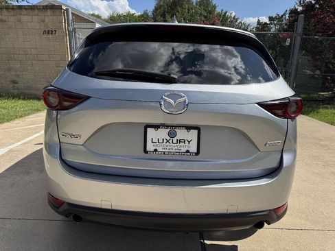 Used 2018 MAZDA CX-5 Touring w/ Preferred Equipment Package FWD image 10