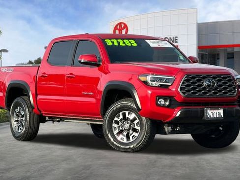 Certified 2023 Toyota Tacoma TRD Off-Road w/ Technology Package image 2