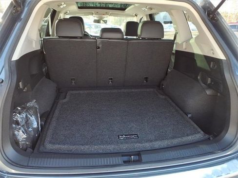 Used 2022 Volkswagen Tiguan SE image 7
